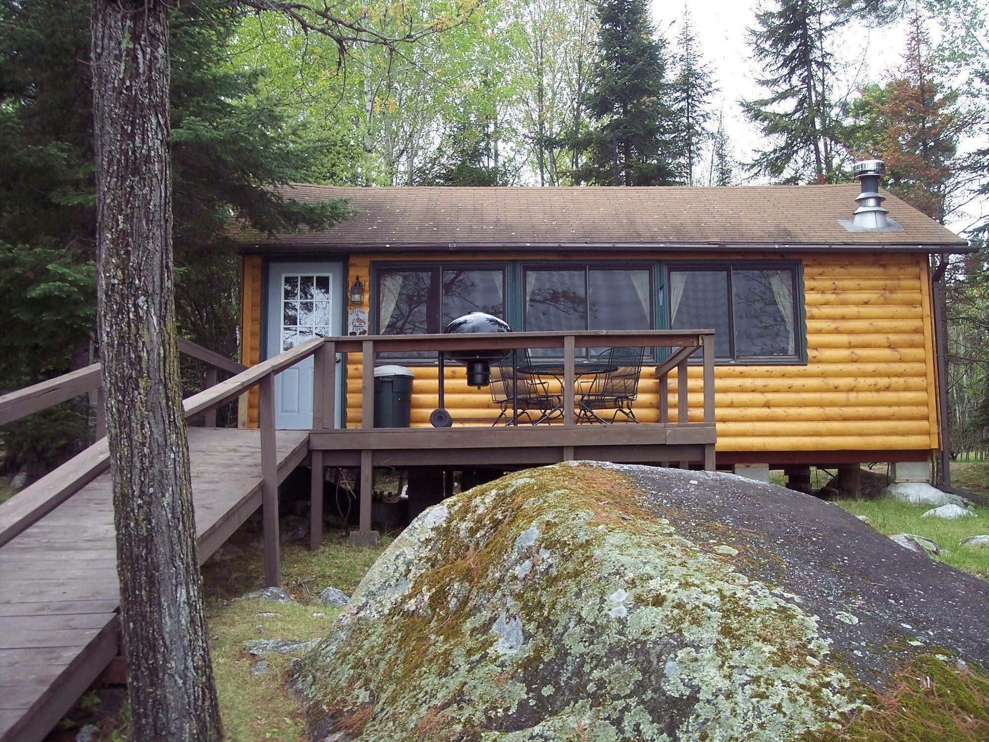 Pine Point Lodge Resort & Motel Crane Lake Bagian luar foto