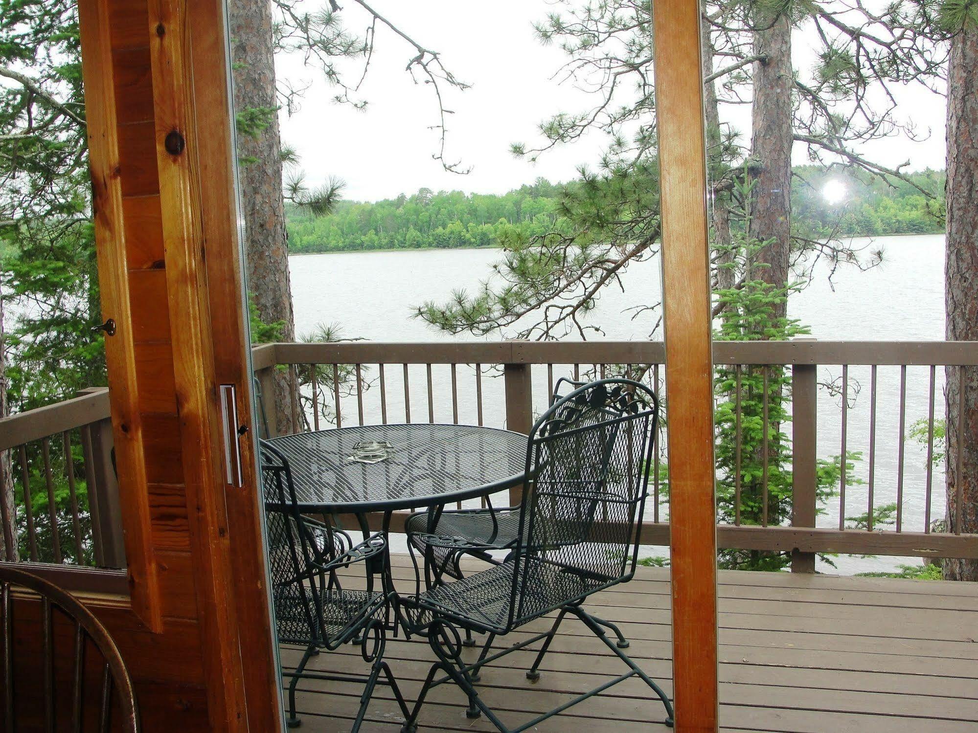 Pine Point Lodge Resort & Motel Crane Lake Bagian luar foto
