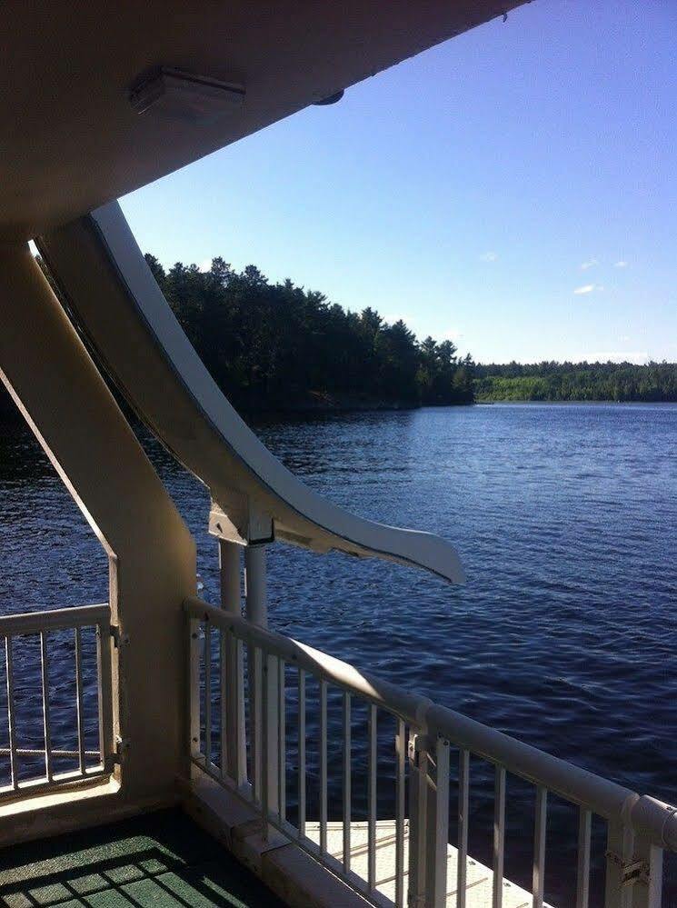 Pine Point Lodge Resort & Motel Crane Lake Bagian luar foto